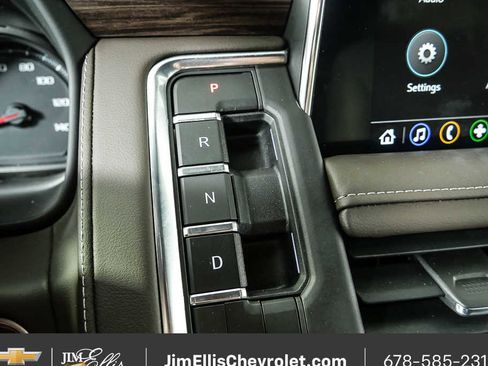 Used 2021 Chevrolet Tahoe LS AWD/4WD image 16