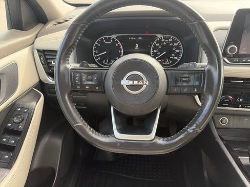 Used 2022 Nissan Rogue SV w/ SV Premium Package FWD image 14