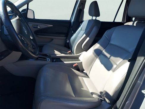 Used 2018 Honda Pilot EX-L image 16