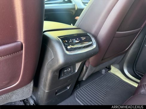 Used 2021 Cadillac XT6 Premium Luxury FWD image 27
