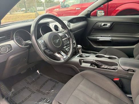 Used 2020 Ford Mustang GT image 11