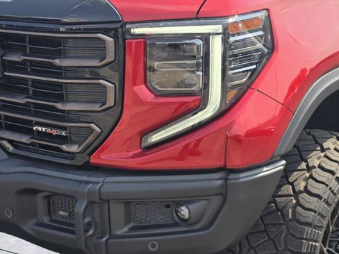 Used 2024 GMC Sierra 1500 AT4X AWD/4WD image 10