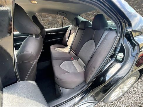 Used 2020 Toyota Camry LE w/ Convenience Package image 24