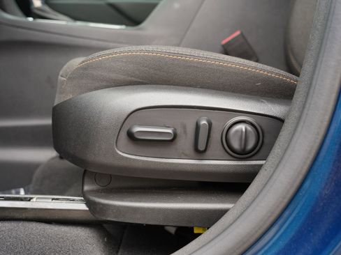 Used 2019 Chevrolet Equinox LT FWD image 15