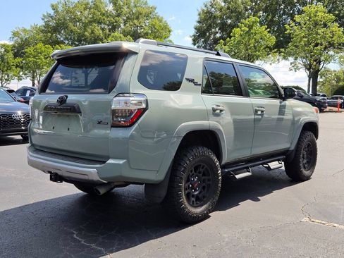 Used 2022 Toyota 4Runner TRD Off-Road Premium w/ Moonroof Package AWD/4WD image 6