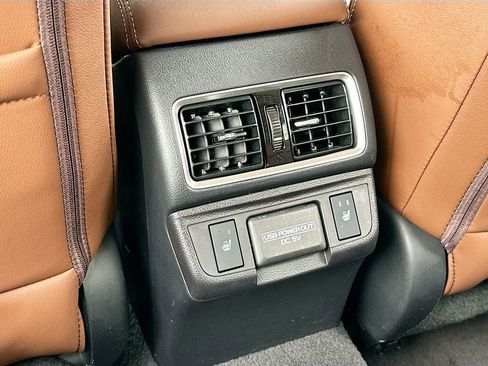 Used 2018 Subaru Outback 2.5i Touring w/ Popular Package #3 image 26