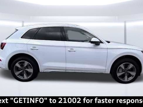 Certified 2025 Audi Q5 Premium AWD/4WD image 38