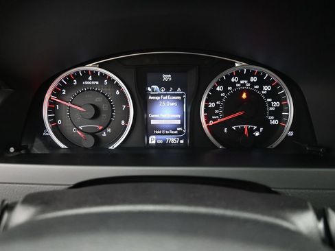 Used 2016 Toyota Camry XSE w/ Moonroof Package FWD image 18