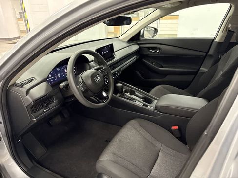 Used 2023 Honda Accord LX image 26