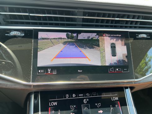 Certified 2024 Audi Q8 Premium AWD/4WD image 25