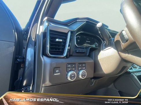 Used 2024 GMC Sierra 2500 Denali w/ Denali Reserve Package image 14