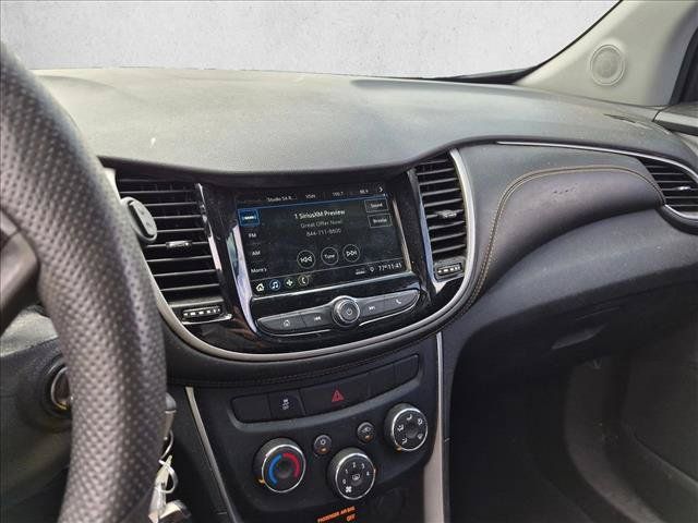 Used 2019 Chevrolet Trax LT FWD image 13