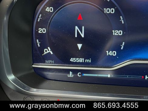 Used 2024 Chevrolet Tahoe LT AWD/4WD image 31