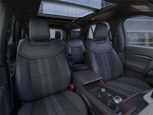 New 2025 Ford Explorer ST-Line w/ Premium Package image 10