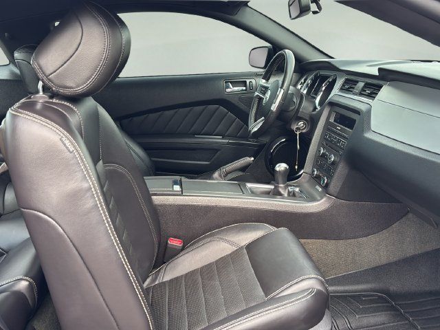 Used 2014 Ford Mustang GT Premium w/ GT Track Package RWD image 13