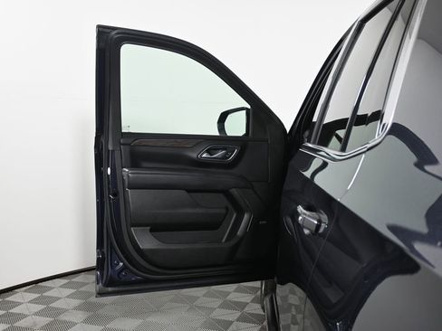 Used 2022 Chevrolet Tahoe LT w/ LT Signature Plus Package image 28