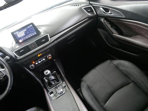 Used 2018 MAZDA MAZDA3 Grand Touring w/ Premium Equipment Package image 11