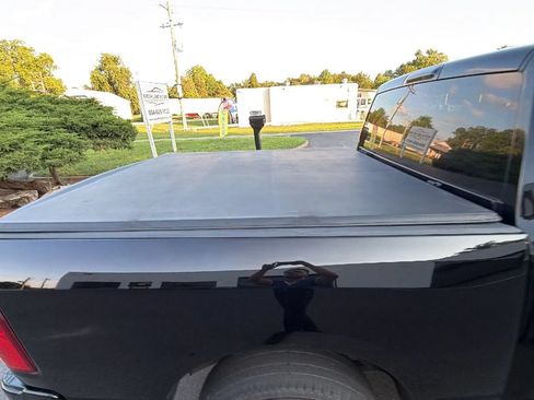 Used 2015 RAM 1500 Express AWD/4WD image 56