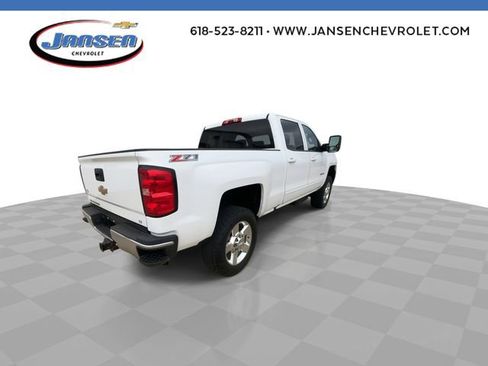 Used 2016 Chevrolet Silverado 2500 LT w/ LT Convenience Package image 8