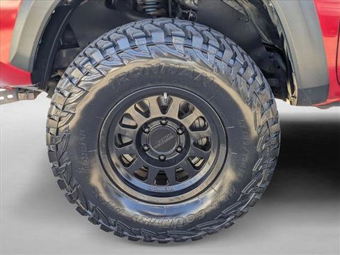 Used 2016 Toyota Tacoma TRD Off-Road image 25