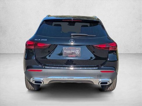 Used 2026 Mercedes-Benz GLA 250 image 8