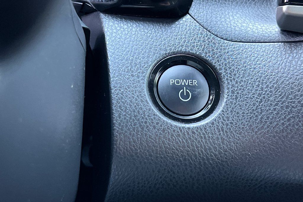 Certified 2025 Toyota Camry SE FWD image 24