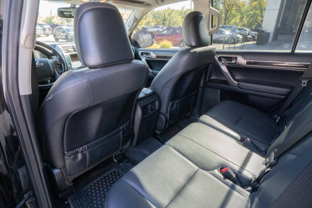 Used 2014 Lexus GX 460 AWD/4WD image 6