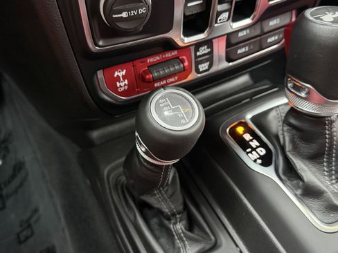 Used 2024 Jeep Wrangler Unlimited Rubicon 392 AWD/4WD image 26