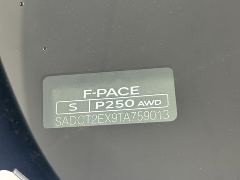 Used 2026 Jaguar F-PACE R-Dynamic S AWD/4WD image 18
