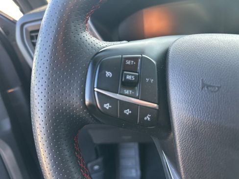 Used 2024 Ford Escape ST-Line image 9