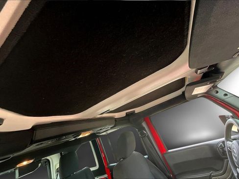 Used 2018 Jeep Wrangler Unlimited Sport w/ LED Lighting Group image 26