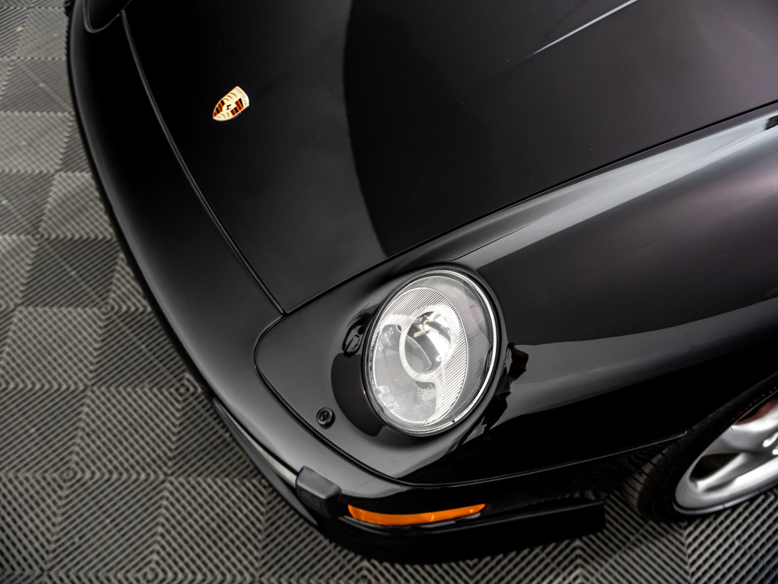 Used 1997 Porsche 911 Carrera 4S AWD/4WD image 49