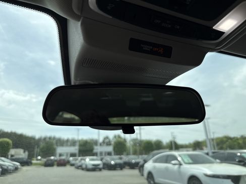 Certified 2023 Honda Accord LX image 27