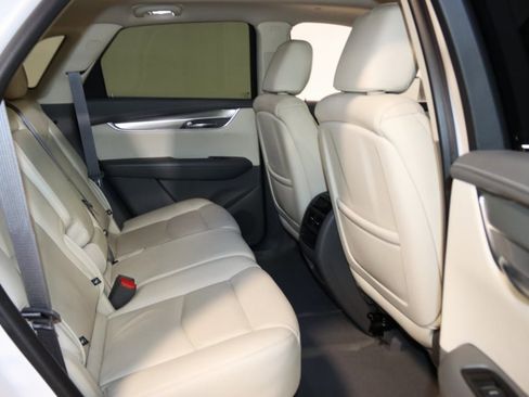 Used 2019 Cadillac XT5 Luxury image 56