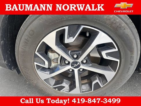 Used 2025 Kia Sportage EX FWD image 17