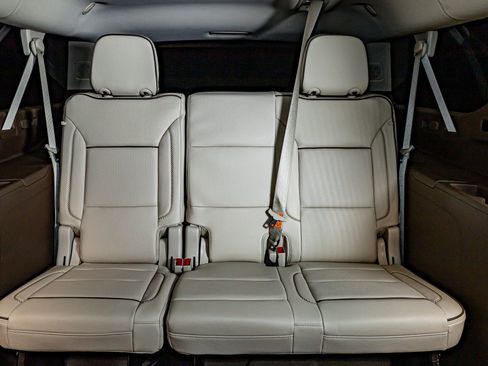 Used 2024 GMC Yukon XL Denali image 25