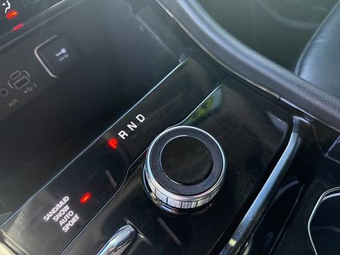 Used 2022 Jeep Grand Cherokee Limited image 18