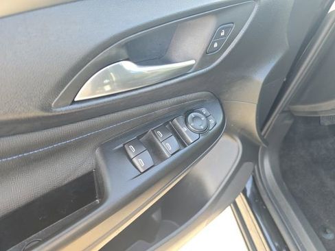 Used 2025 Buick Envista Sport Touring FWD image 12