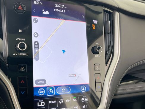 Used 2022 Subaru Outback Limited image 13