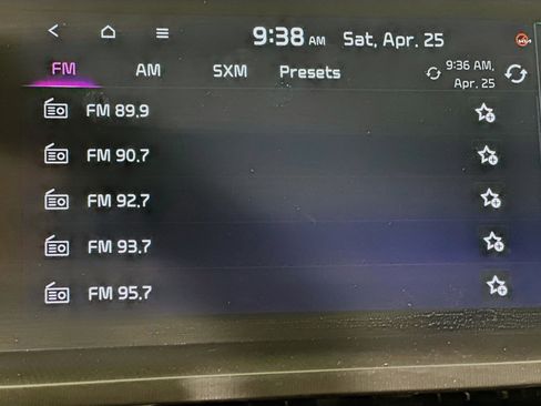 Used 2025 Kia Telluride S FWD image 21