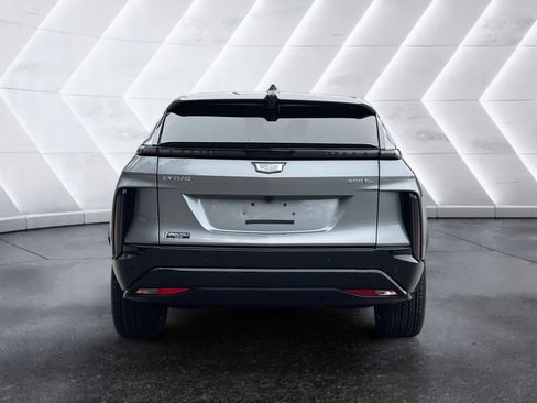 New 2026 Cadillac Lyriq Sport image 5