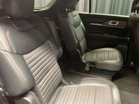 Used 2026 Ford Explorer ST-Line AWD/4WD image 15