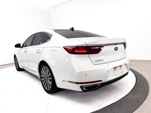 Used 2017 Kia Cadenza Technology FWD image 17