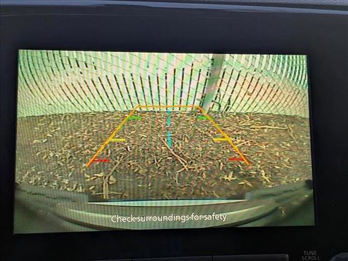 Used 2022 Nissan Frontier SV w/ Technology Package image 13