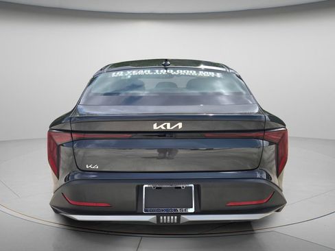 Used 2025 Kia K4 FWD image 5