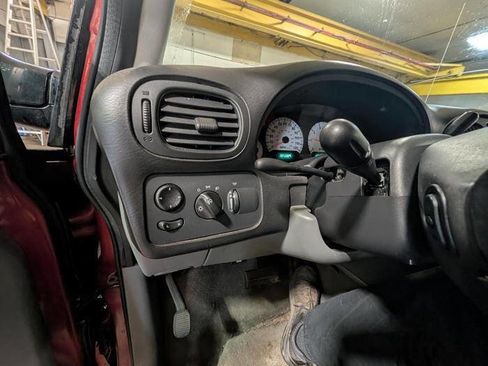 Used 2007 Dodge Grand Caravan SXT FWD image 33