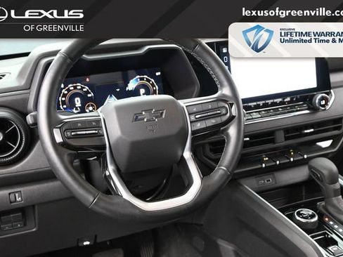 Used 2025 Chevrolet Colorado Trail Boss AWD/4WD image 21