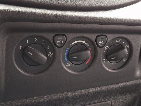 Used 2018 Ford Transit 150 XL RWD image 15
