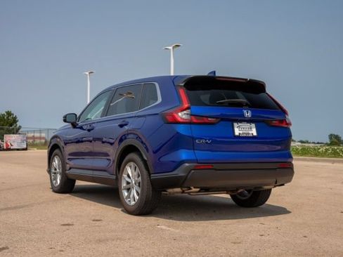 Used 2025 Honda CR-V EX image 5