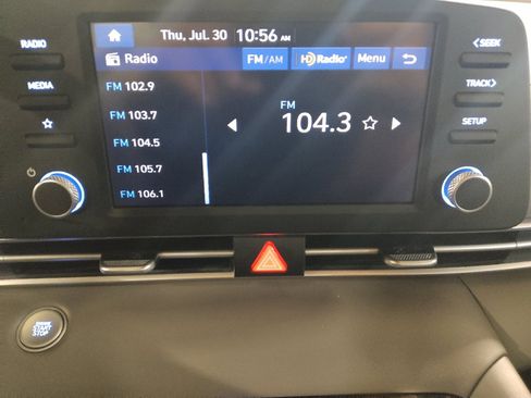 Used 2025 Hyundai Elantra Sport FWD image 25